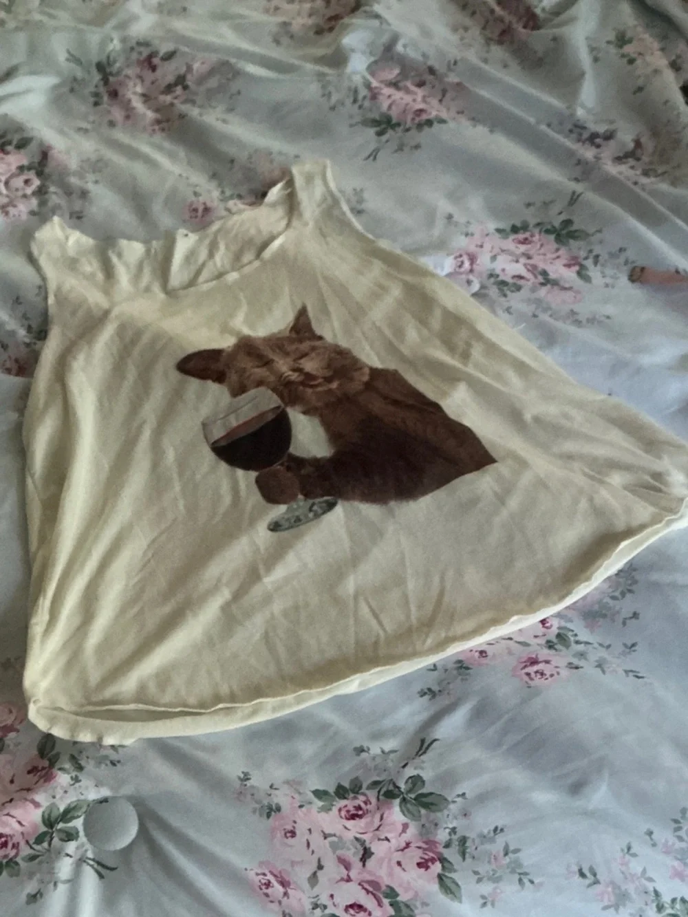 White Sleeveless Cat Shirt Sz M